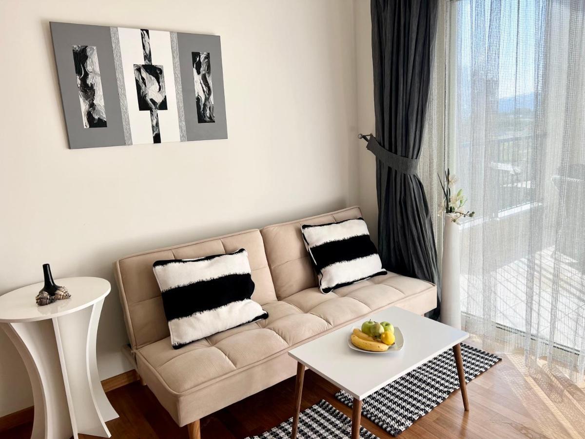 Odyssey Beach Front Apartment Chrissi Akti Chania Exterior foto